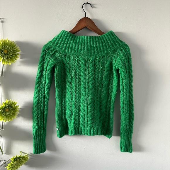💚American Eagle | Green Cable Knit Sweater - Picture 3 of 7